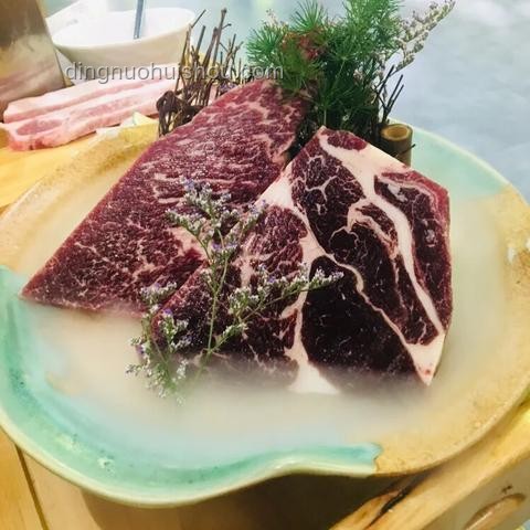 不开火烤肉自由：自制蘸料解锁美食新境界